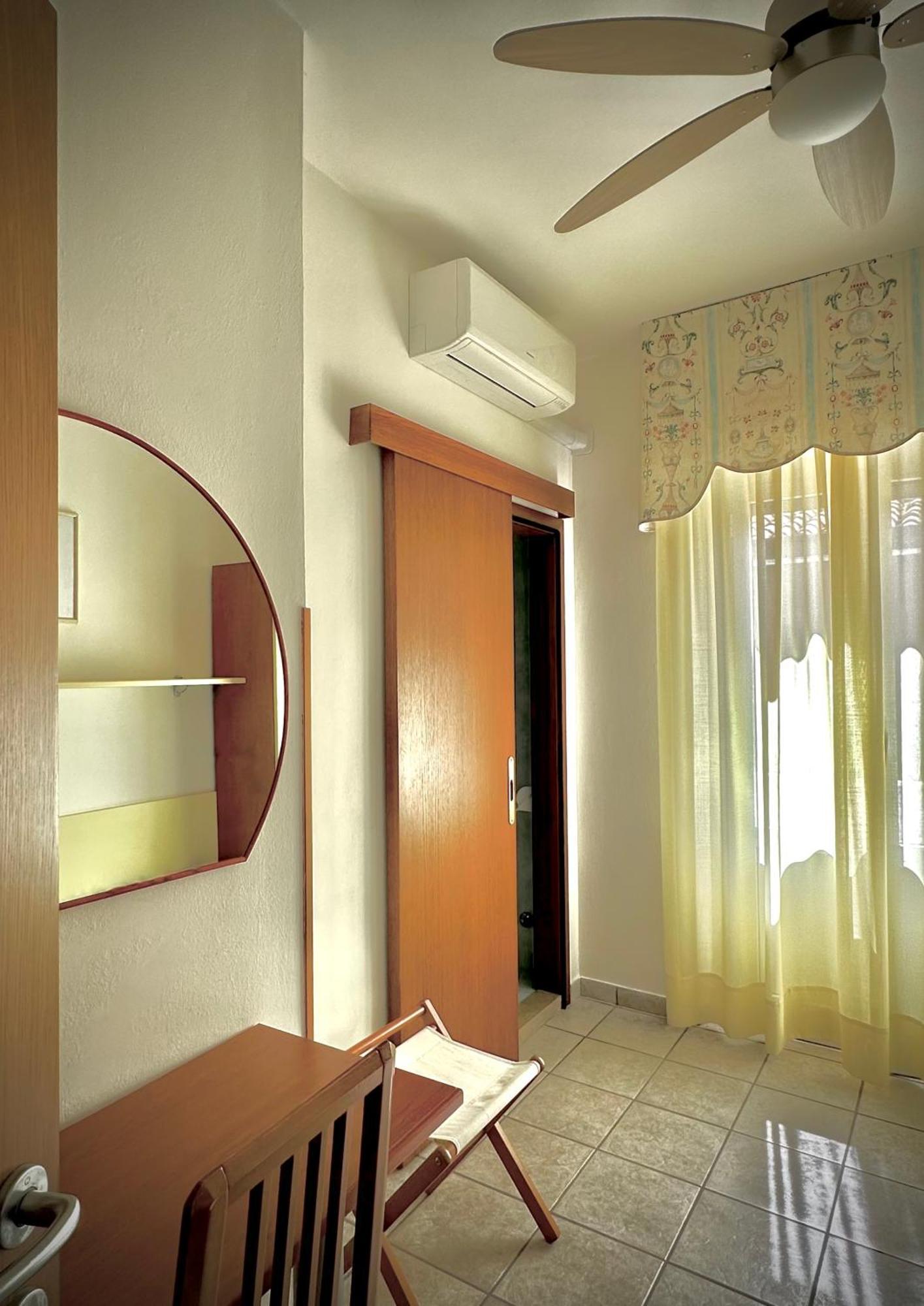 Hotel La Parigina Λινιάνο Σαμπιαντόρο Εξωτερικό φωτογραφία