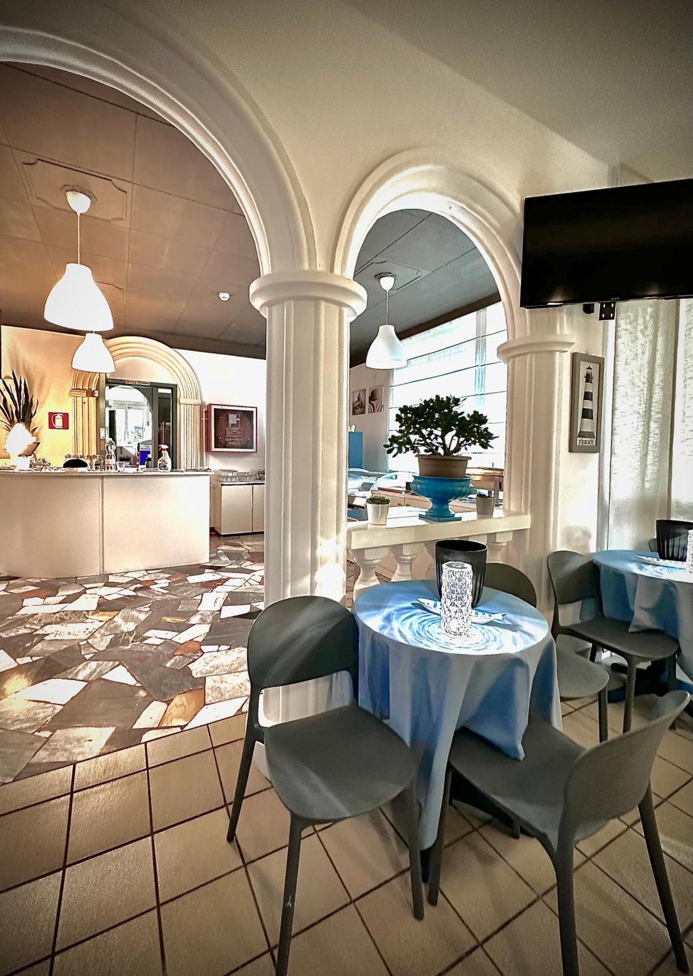 Hotel La Parigina Λινιάνο Σαμπιαντόρο Εξωτερικό φωτογραφία